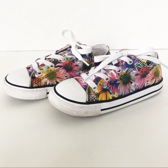 Converse Other - Converse Daisy Allstars Low Top Sneakers